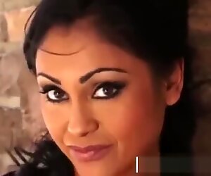 Delhi dziewczyny kurwa mężczyzn: www.sexygirlindelhi.com