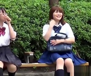 Underlig japansk teenagere tissende